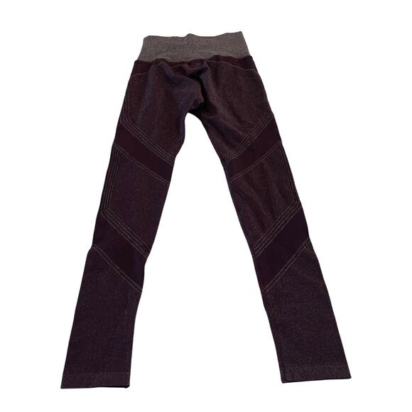 NWT Athleta Twilight Tight 2.0 Leggings‎ in Antique Burgundy Size Small - Picture 3 of 10